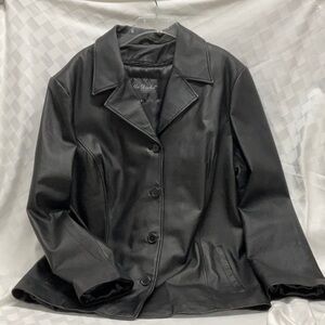 Elegant Black Leather Jacket